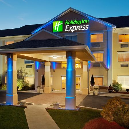 Holiday Inn Express & Suites Gibson By Ihg New Milford Buitenkant foto