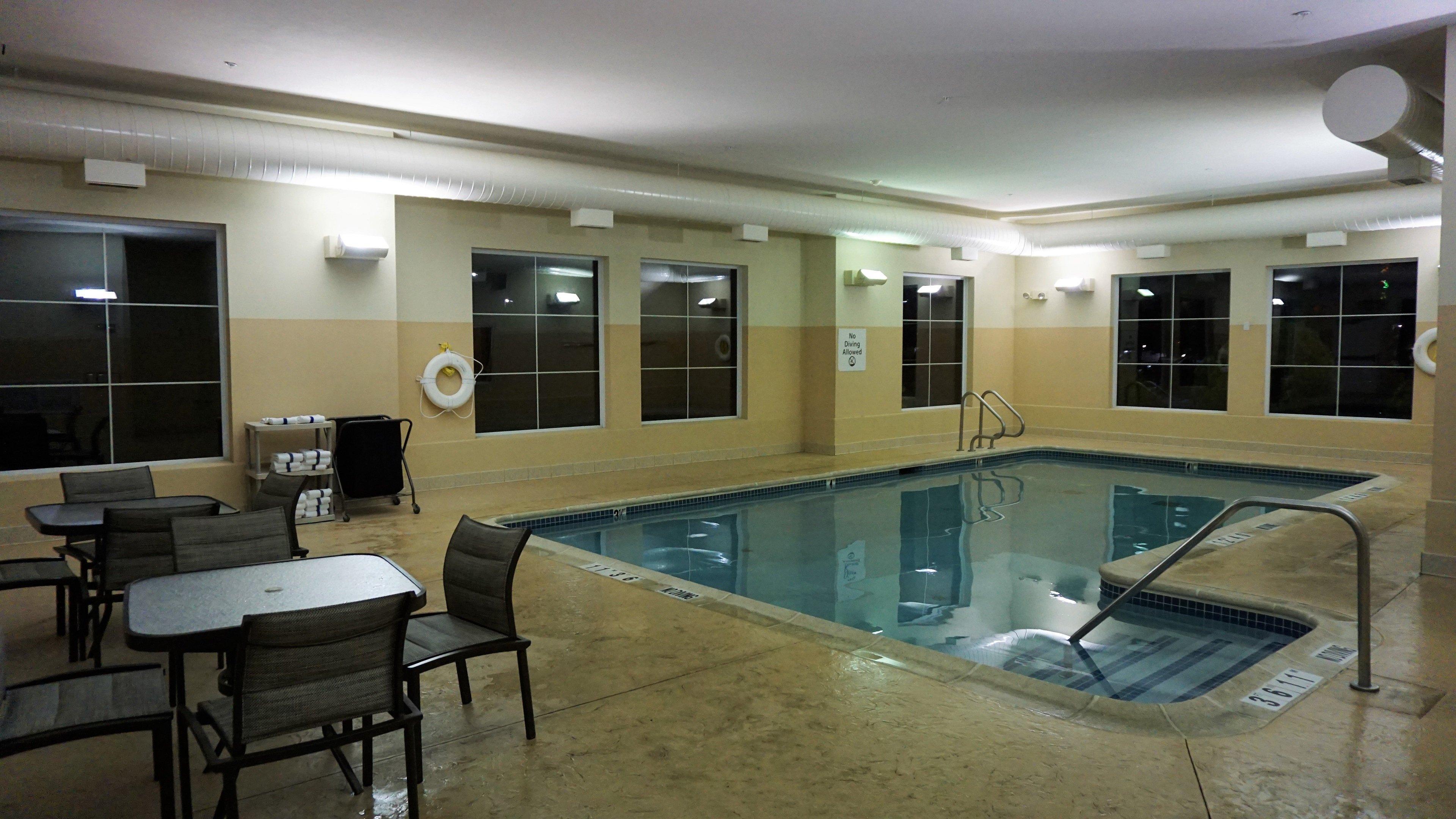 Holiday Inn Express & Suites Gibson By Ihg New Milford Buitenkant foto
