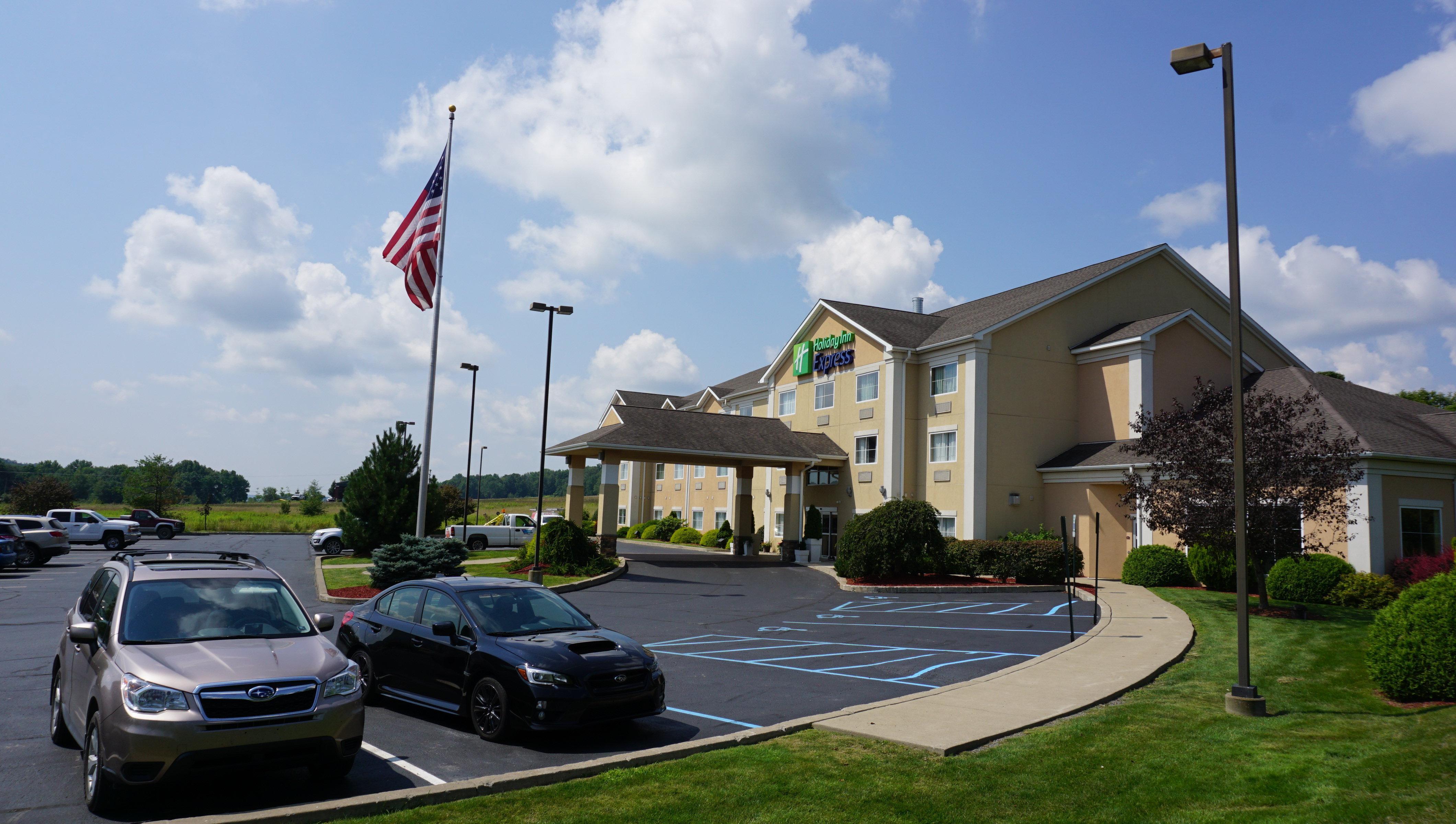 Holiday Inn Express & Suites Gibson By Ihg New Milford Buitenkant foto