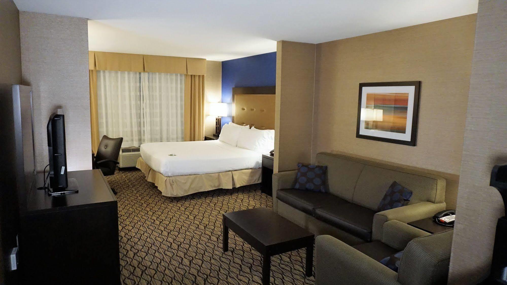 Holiday Inn Express & Suites Gibson By Ihg New Milford Buitenkant foto